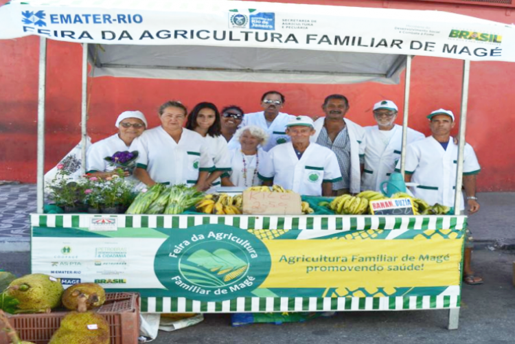 Feirantes em Magé