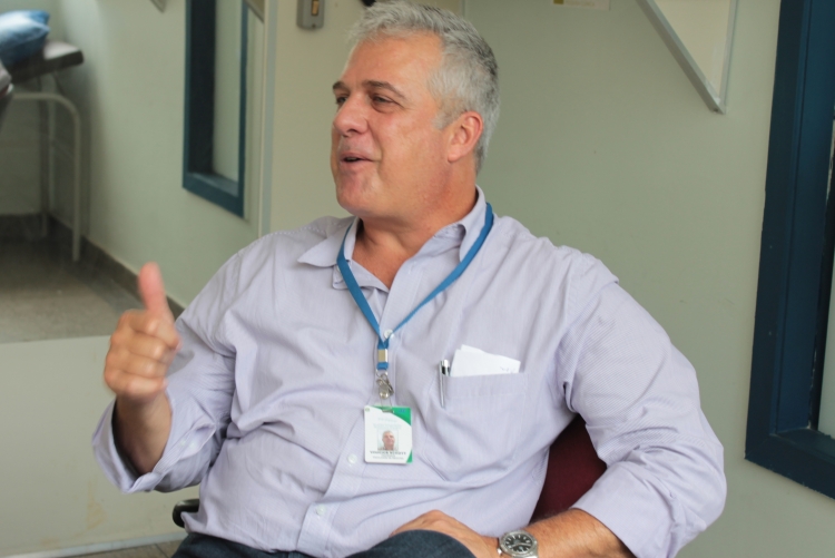 Professor e médico ortopedista Vinicius Schott Gameiro, supervisor da pesquisa