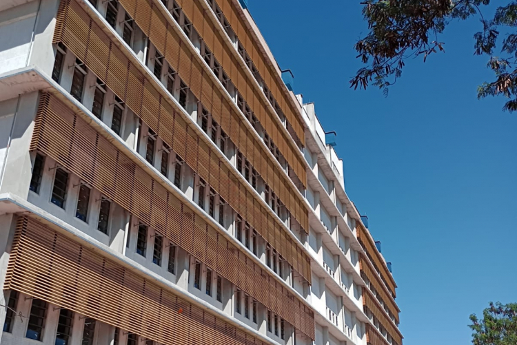 Foto do Bloco A do novo prédio da unidade de Campos