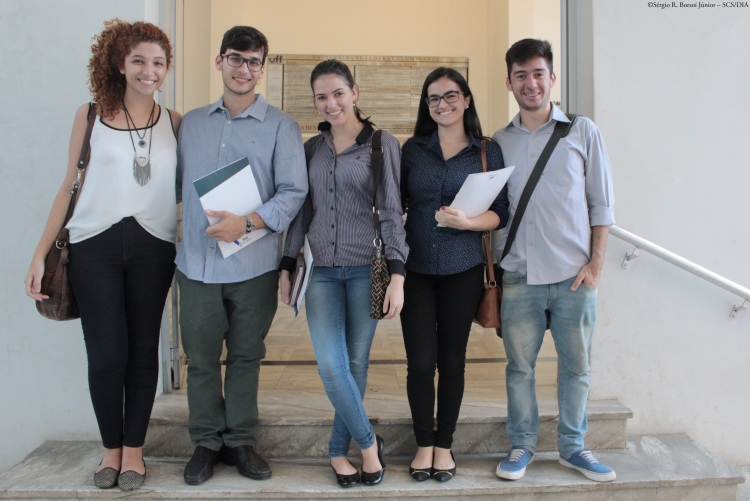 Integrantes das empresas juniores Agrha, Meta Consultoria, P&Q Engenharia, Pacto Consultoria e Opção Consultoria