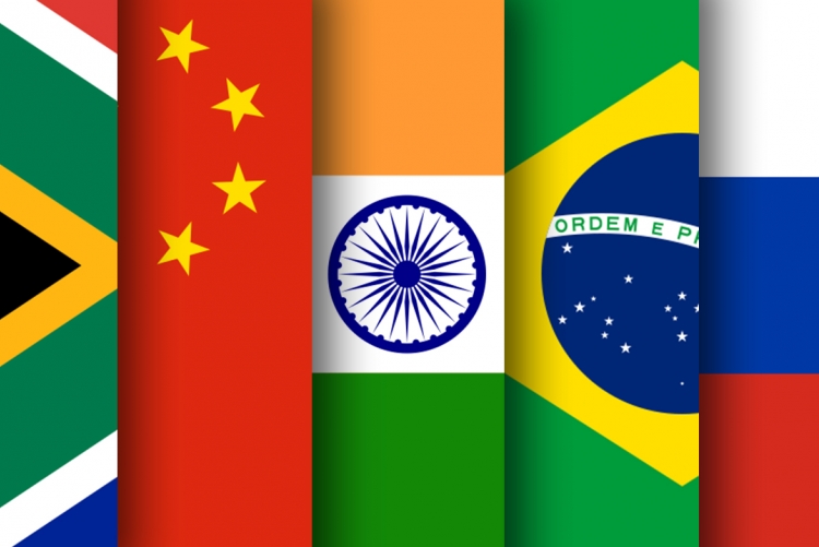 A Universidade em Rede do Brics permite o desenvolvimento de programas de ensino e pesquisa, a formação conjunta, de mestres e doutores e o intercâmbio de discentes, docentes e pesquisadores.