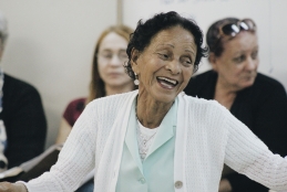 Giba Maria cantando