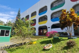 Foto da fachada do Coluni