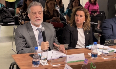 Reitor da UFF na mesa de debate do VII Fórum Nacional de Reitores e Dirigentes