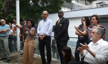 Audiência reitor com comandos de greve de alunos, Niterói e campi interior, na varanda do CEART