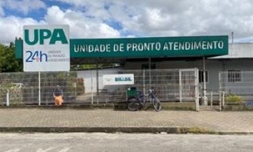 imagem de uma edificação com a placa Unidade de Pronto Atendimento